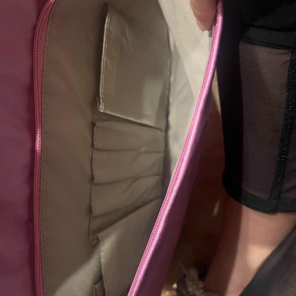 Kipling Laptop Sleeve - metallic pink, excellent condition! - Picture 2 of 6
